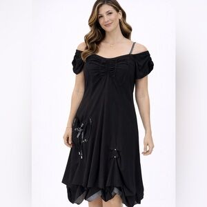 ✨RARE Terra Nostra NWT VINTAGE Black Dress w/ Striped Straps - Size M